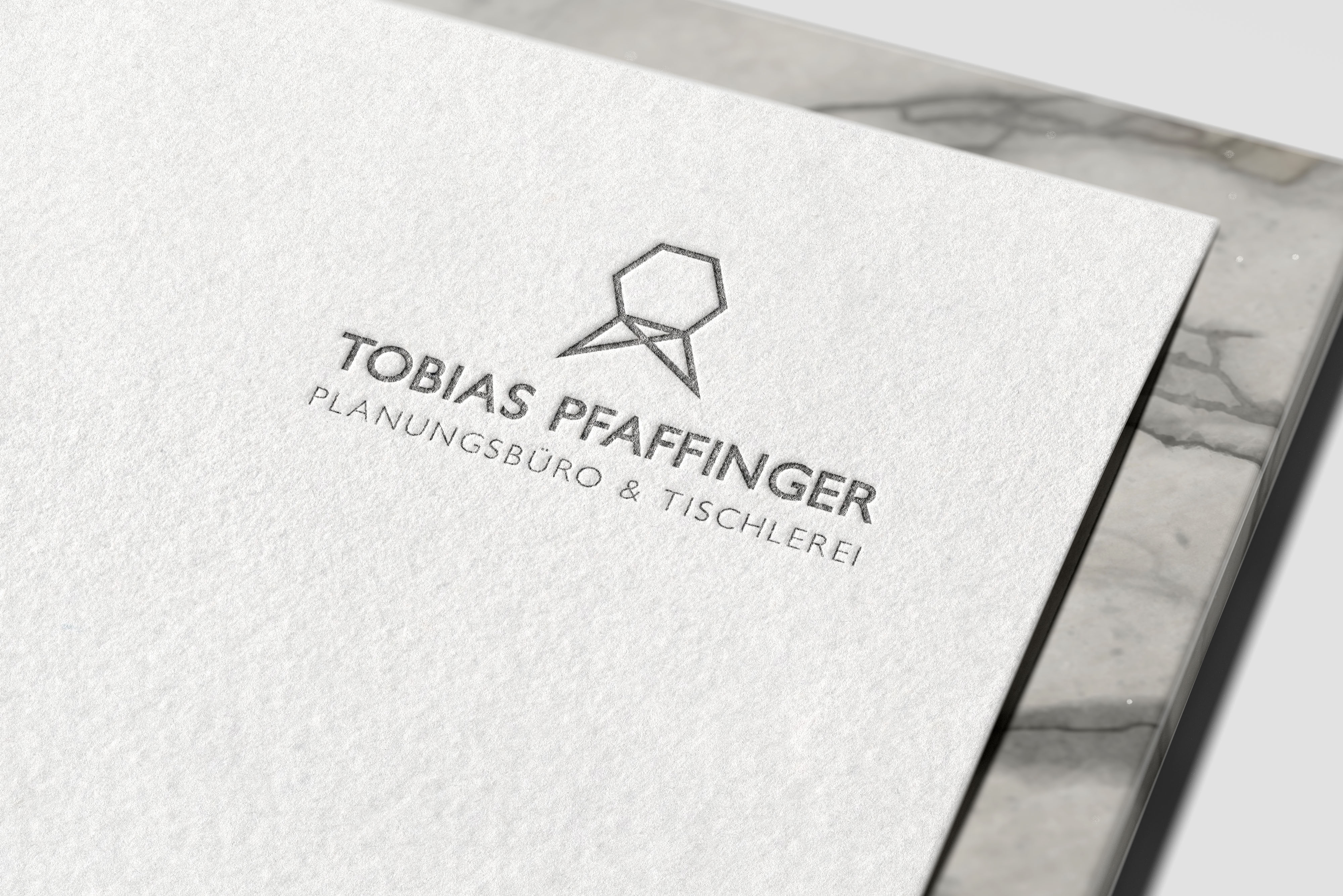 mockup tobias pfaffingerr